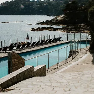 Hotel Le Provencal - Renove En 2025 - Bord De, Hyeres